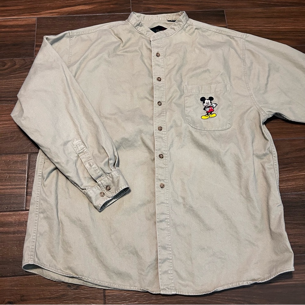 The Disney Catalog Men’s Button Down Shirt Mickey Mouse Tan Large XL Long Sleeve